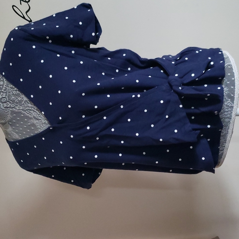 Navy/white polka dot shirt